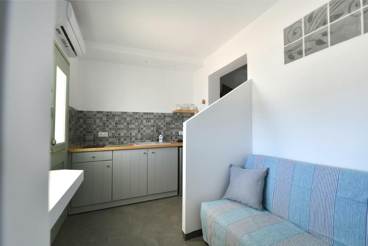 Lorenzo Studios And Suites Paros Naousa  Ngoại thất bức ảnh