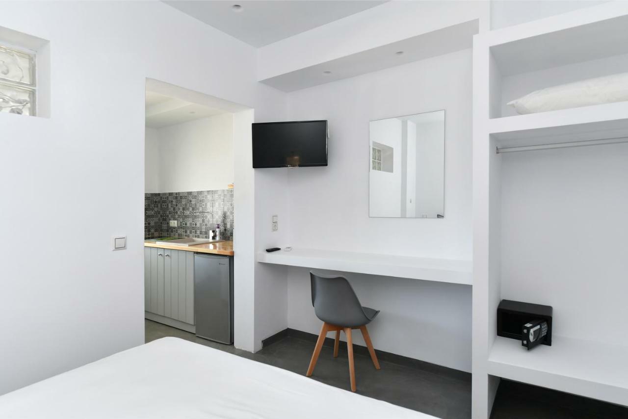 Lorenzo Studios And Suites Paros Naousa  Ngoại thất bức ảnh